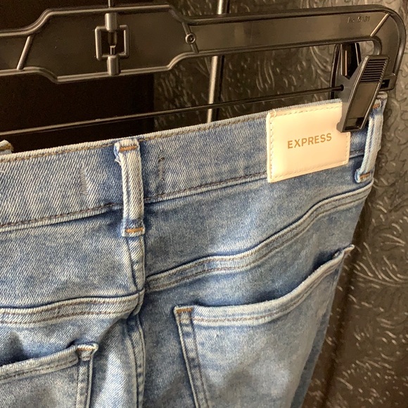 Express High Waisted Medium Wash Ripped Slim Jeans - Picture 13 of 14